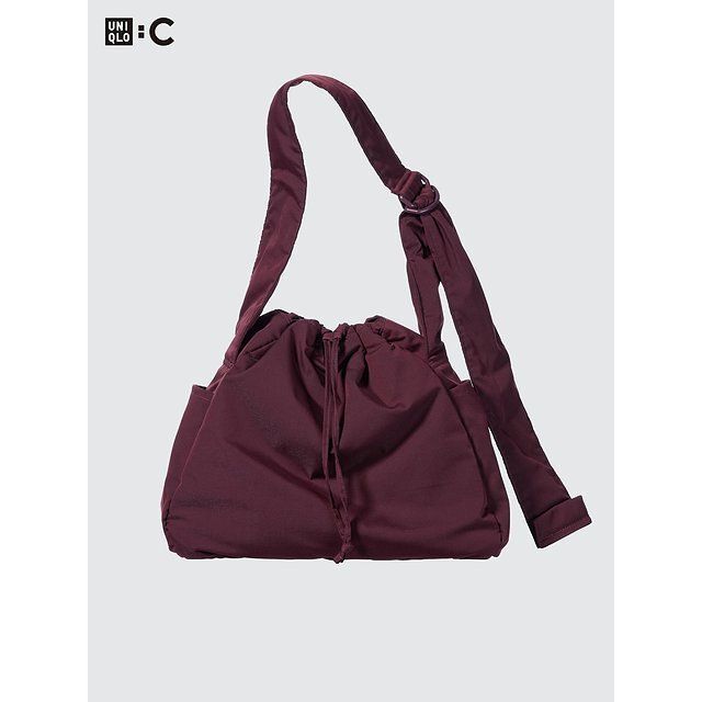 ユニクロのソフトパフィーショルダーバッグ