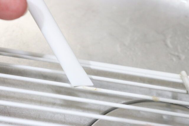 ダイソーのスキマの達人（食器洗い機・水切りカゴ洗い）のスクレーパー