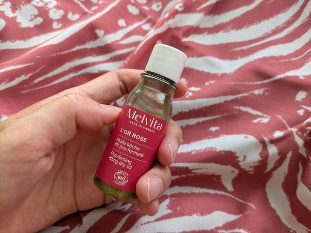 Melvita ロルロゼ ドライオイルのミニサイズボトル