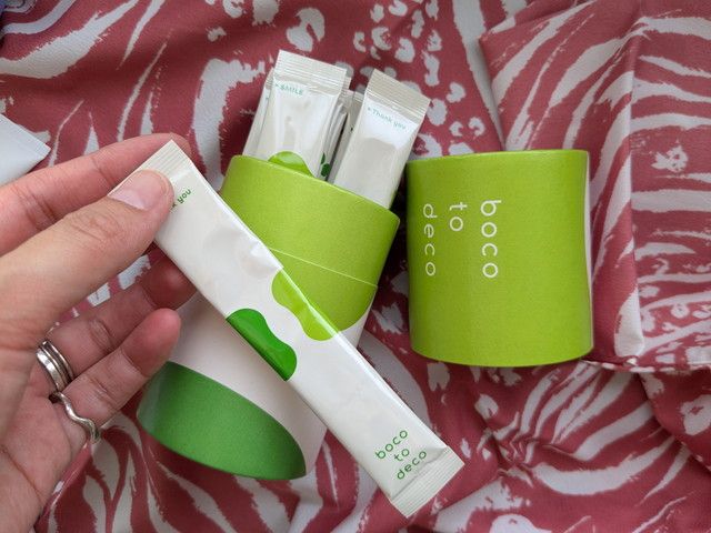boco to deco パウダーサプリの個包装と筒パッケージ