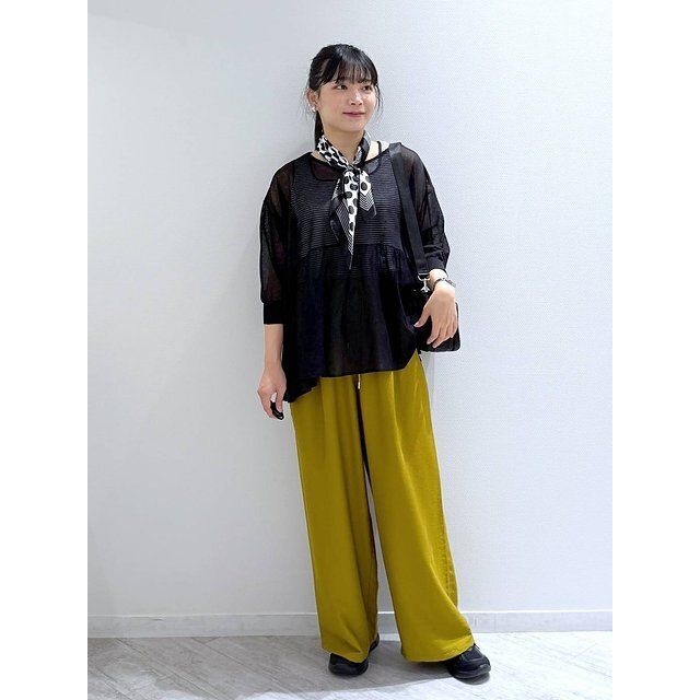 グローバルワークのシアーペプラムプルオーバー6分袖