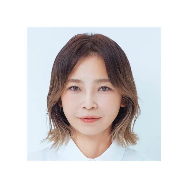 ベスコスも受賞！SUQQUのプレストパウダーの口コミは？2種の仕上がりや使い方をチェック_13