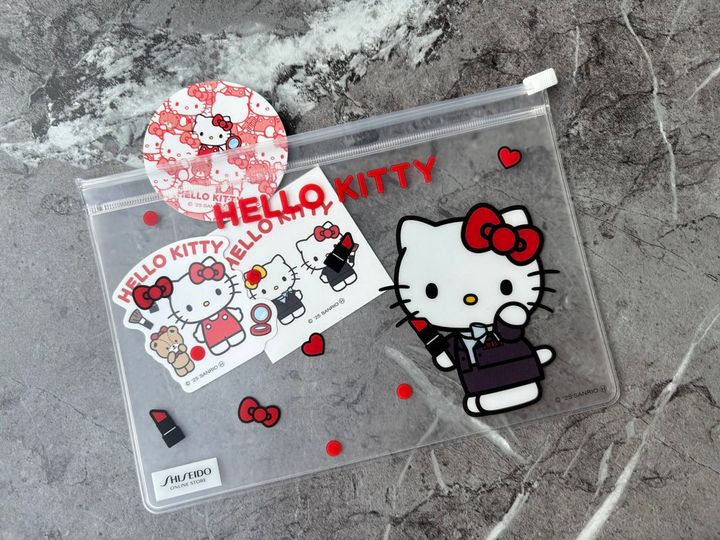資生堂オンラインストア×ハローキティ クリアミニポーチ