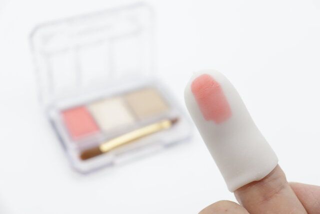 スリーコインズのメイクフィンガーカバー5