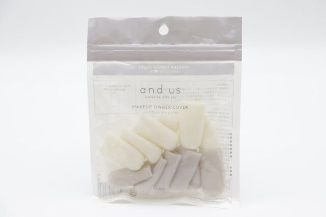 スリーコインズのメイクフィンガーカバー1