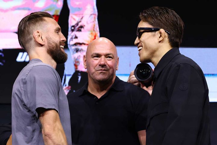 朝倉海（右）、ティム・エリオット（C）Getty Images