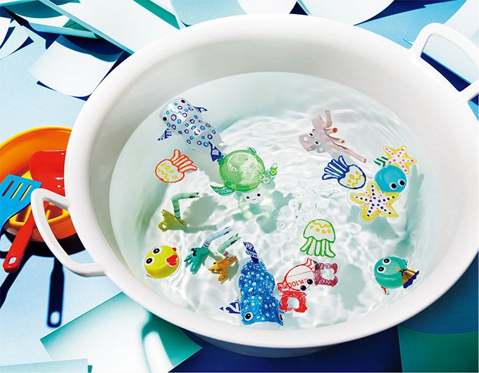 家にある材料を工作して水に浮かべたら…!?「海の生き物すくい」にチャレンジ！【ボーネルンドのきせつとあそぼ！】の画像1