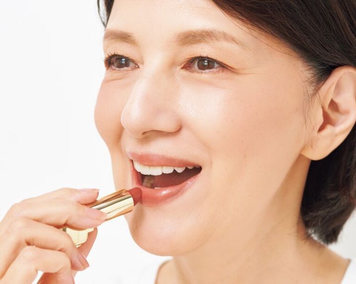 【1】口紅を先に塗っておく