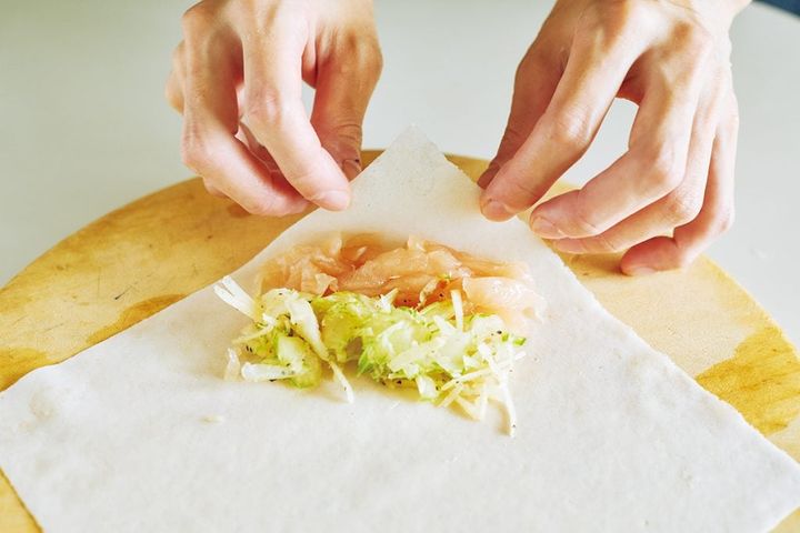 ささみとセロリと生姜の春巻き（レシピ・長谷川あかりさん）