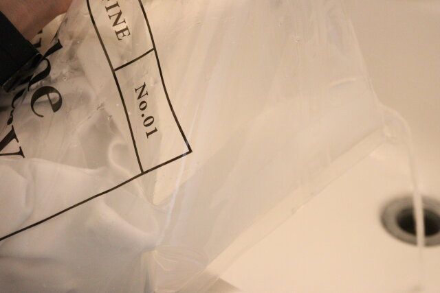 つけ置き洗いジッパーバッグ（ロゴ） 排水