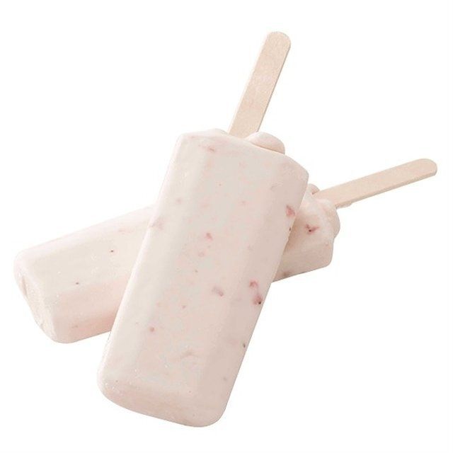 シャトレーゼの八ヶ岳南牧村契約牧場しぼりたて牛乳バー 苺 6本入