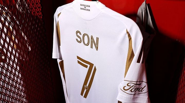 メッシも超えた！韓国代表スター、ユニフォーム売上が世界一に