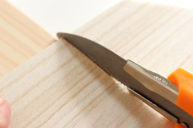 セリアのDIY用カッターのこぎり