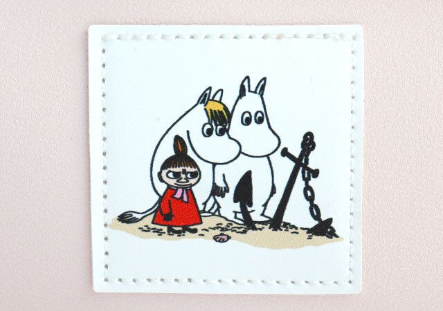 宝島社の素敵なあの人10月号増刊付録のムーミンのボックス型コスメ収納ケース3