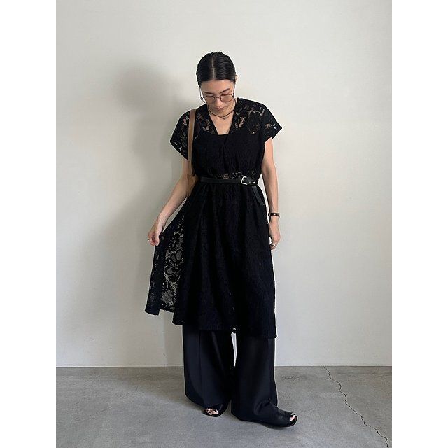 黒ワイドパンツコーデ5