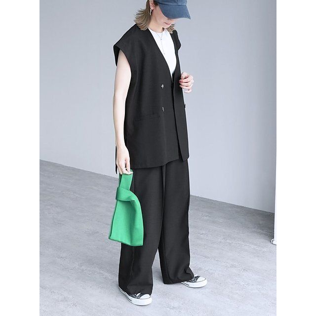 黒ワイドパンツコーデ2