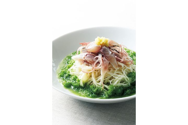 涼やかな食べ心地の“そうめんの緑酢がけ”