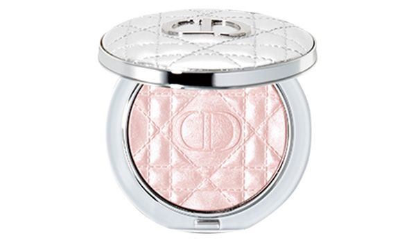 ディオールスキン フォーエヴァー グロウ ルミナイザー