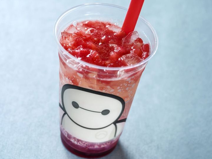 スパークリングゼリードリンク（ストロベリー＆バタフライピー）