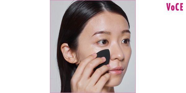 横に引きずらないよう注意