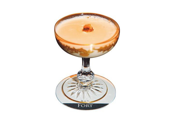 吉祥寺〈BAR FORT〉ポルチーニと紅茶のスイートカクテル