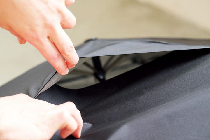 傘ソムリエ×ハンズ 風が抜ける傘￥5,780／ハンズ新宿店