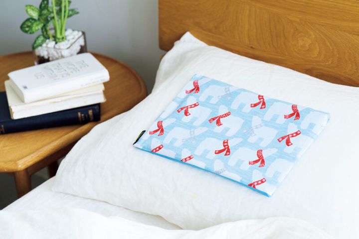 北極まくら シロクマ￥2,420／銀座ロフト