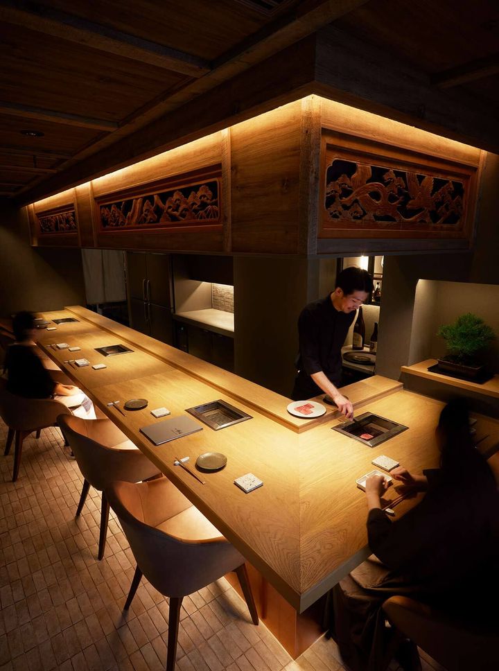 乃木坂『焼肉神石 西麻布』の内観