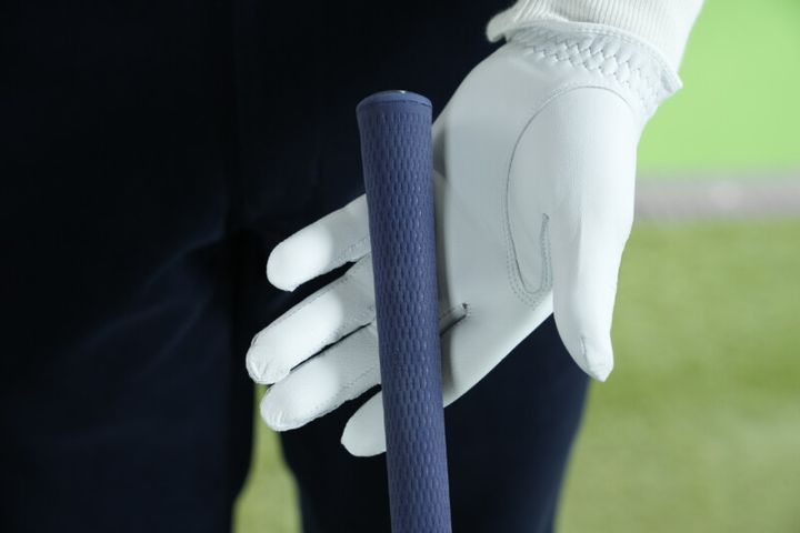 ヘッドスピードが上がる握り方とは？指の付け根でクラブを握ろう