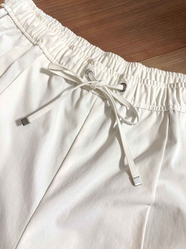 画像2: 美シルエットで細部も高見え！