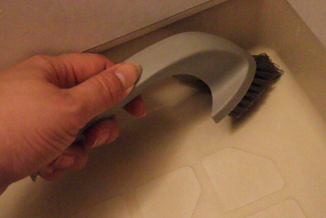 ダイソー 3WAYジョイントタイルブラシ 使用例 小ブラシ