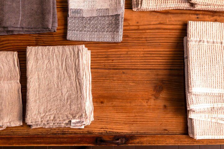 心ときめくアイテムを探しに、ハタオリマチ・富士吉田のテキスタイル雑貨ショップ「絹屋商店」へ