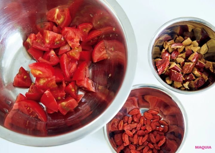 マキア 夏バテ 食べ物 レシピ 薬膳 トマトの赤いサラダ 2