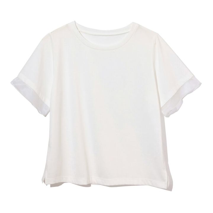 シアーな袖先が華やか。2970円（ザ ショップ ティーケー／ワールド プレスインフォメーション）