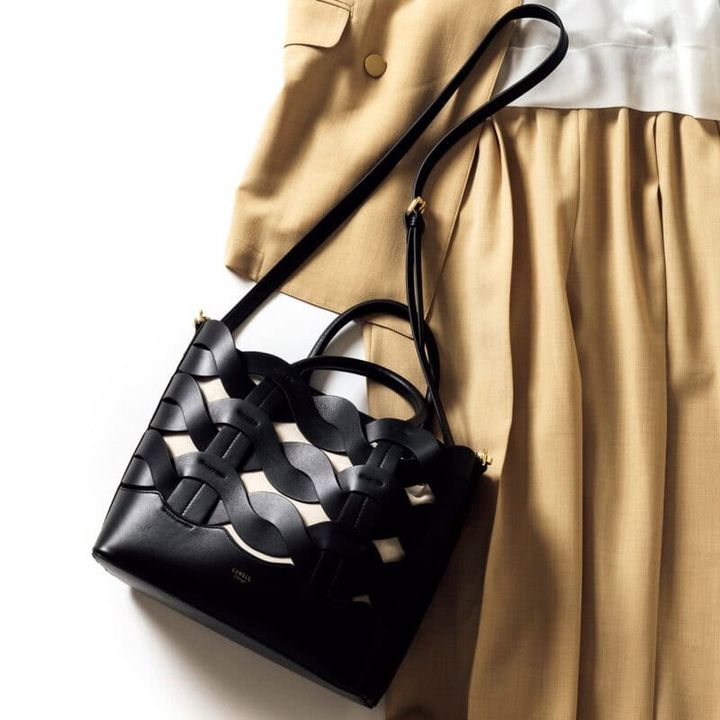 バッグ3万7400円（ロウェル シングス／アバハウスインターナショナル オンラインストア） 