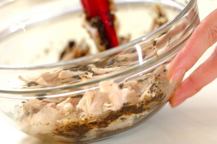 鶏ささ身のゴマみそ和えの作り方2