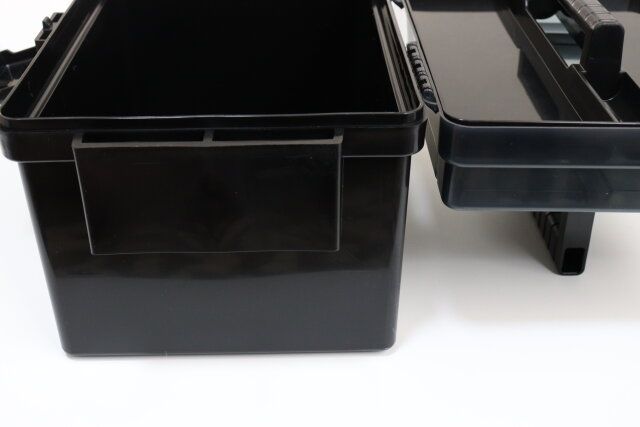 ダイソー タックルボックス フタ 持ち手 スタンド