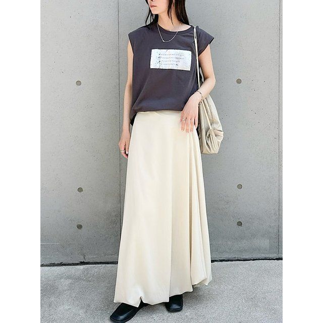 白スカートコーデ1