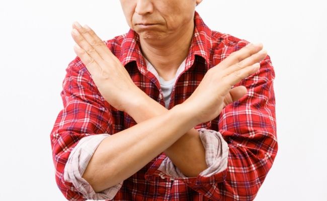 義母のけがで帰省の予定がキャンセルに！ 同居嫁の私は義母の介護にどこまで関わる？【体験談】