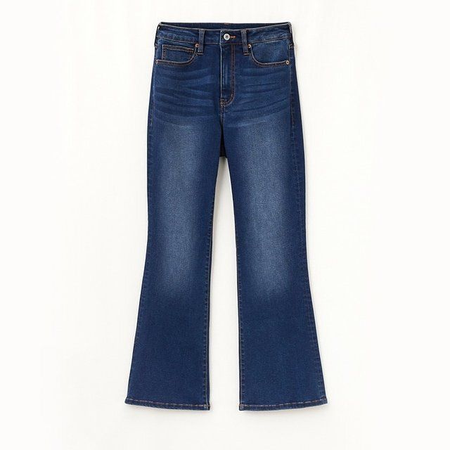 しまむらのフレアデニムパンツ