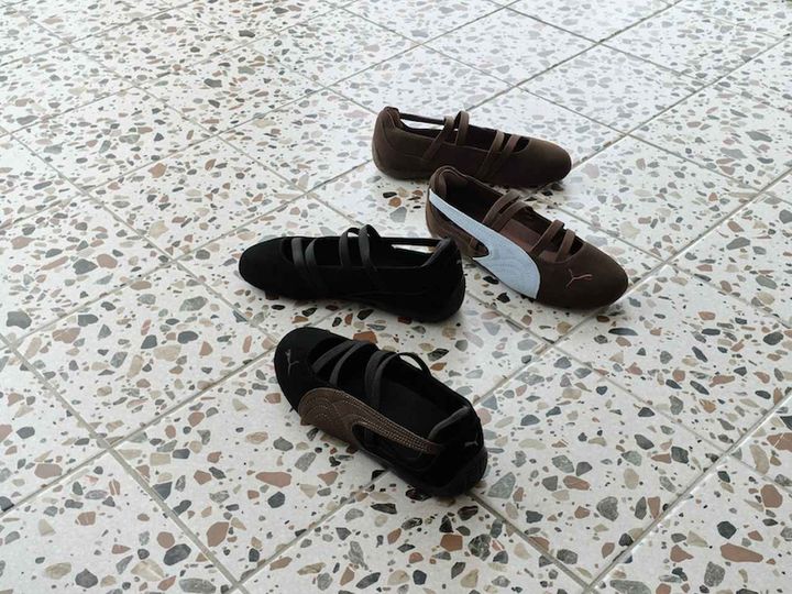 画像: プーマ フォー ビューティー＆ユース スピードキャット バレエ スニーカー（ダークブラウン / ブラック）各¥12,100