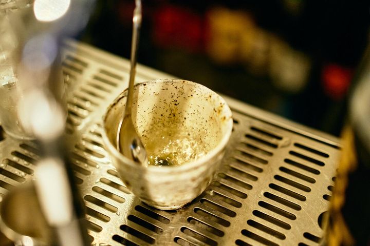 「麦汁」に熱湯を注ぐ