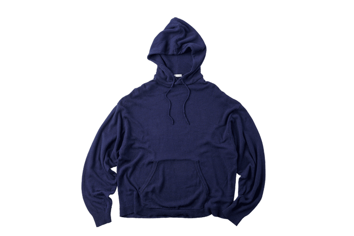 〈サンモント〉のニットパーカ