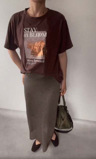 HDK＊シアーニットナローSKを着たコーデ