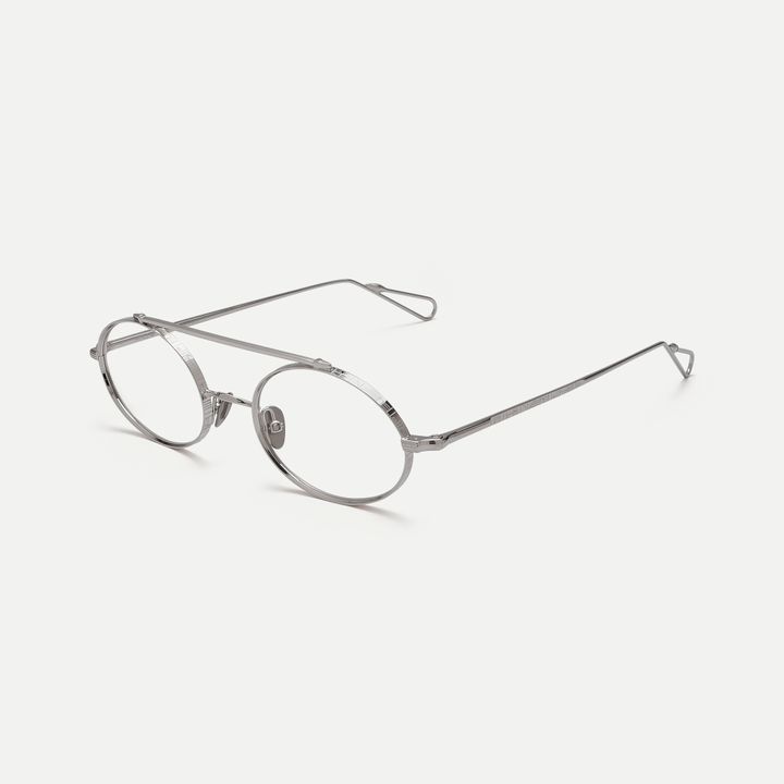 アイウェア￥75,900／AHLEM