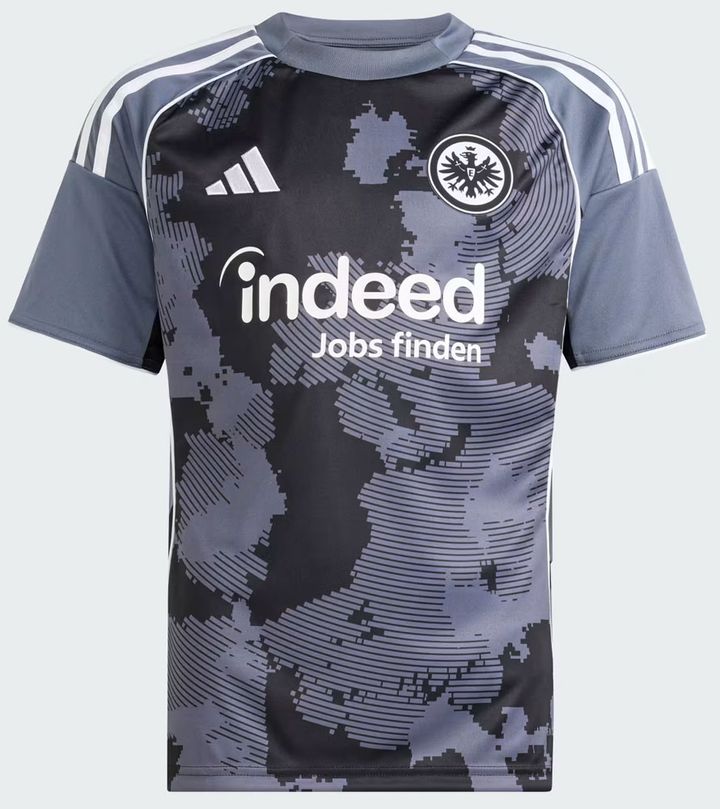 日本代表選手が新加入！ドイツ強豪、新ユニフォームは「カモフラ柄の地図デザイン」が登場