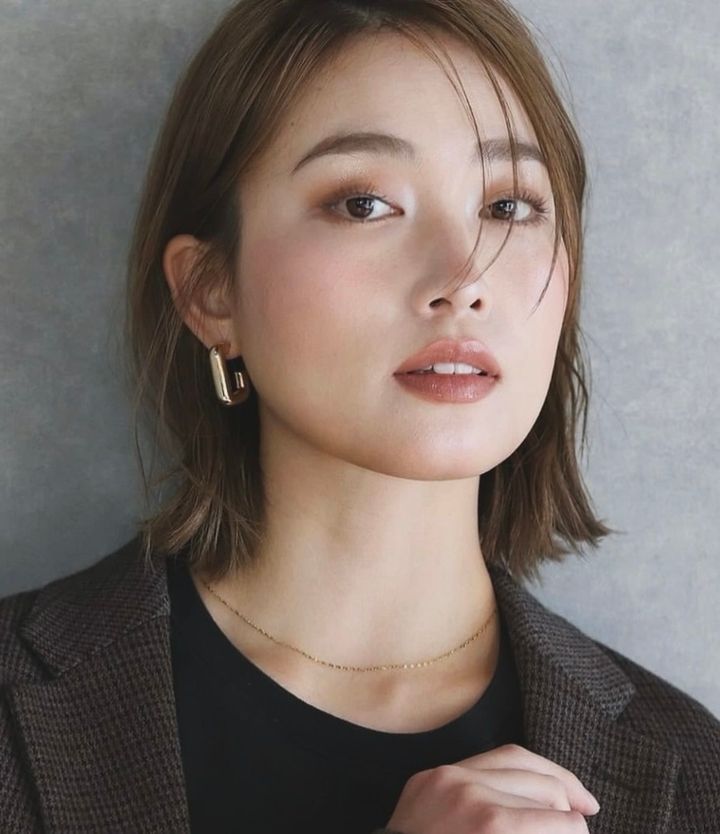 外ハネスタイル