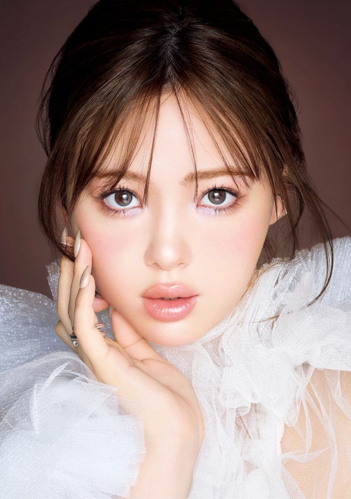 ブラウン×ラベンダーの今どき“バブみ”メイク