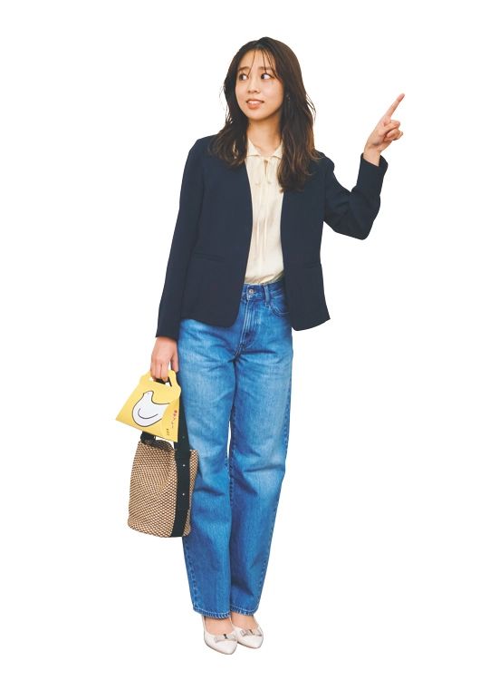 細見えJKとつくるオフィスカジュアルコーデ