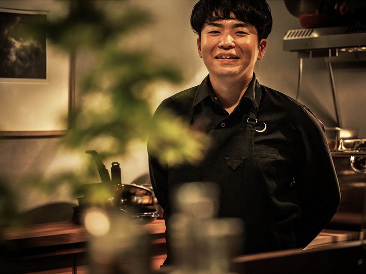 銀座『現代茶寮 銀座凮月堂』の槙 紫音シェフ